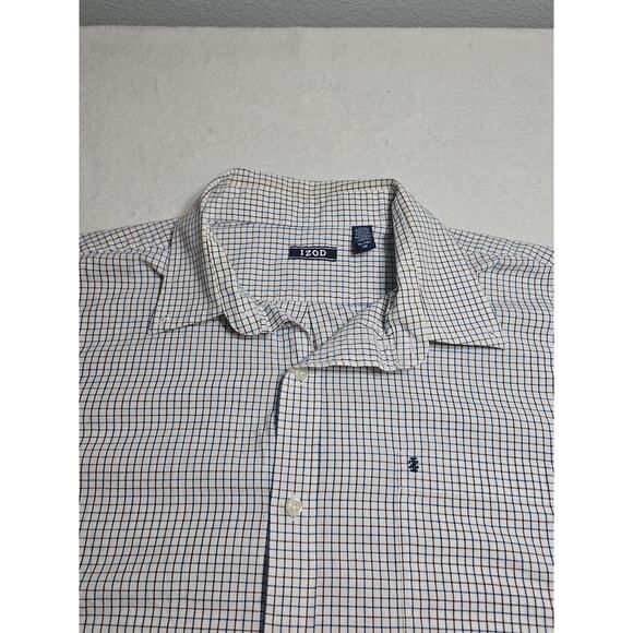 IZOD Shirt Men's Size XL Red White Blue Button Up Plaid Easy Care Short Sleeve - Picture 3 of 8
